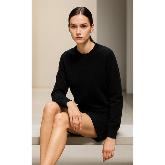 UNIQLO 100% Cashmere Sweater Black Women’s M Soft Luxury Knit Pullover Classic - Picture 1 of 12